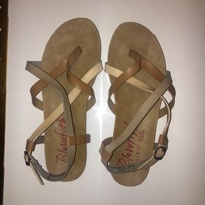 Blowfish Girls Sandal Size 3